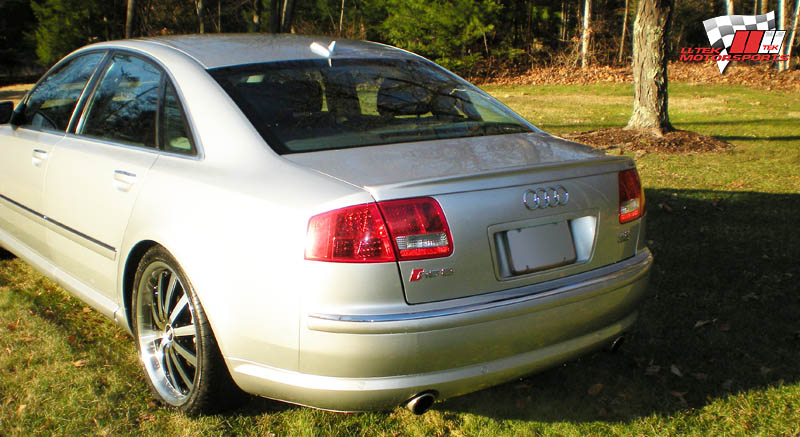 Photo of trunk spoiler on Audi A8 D3